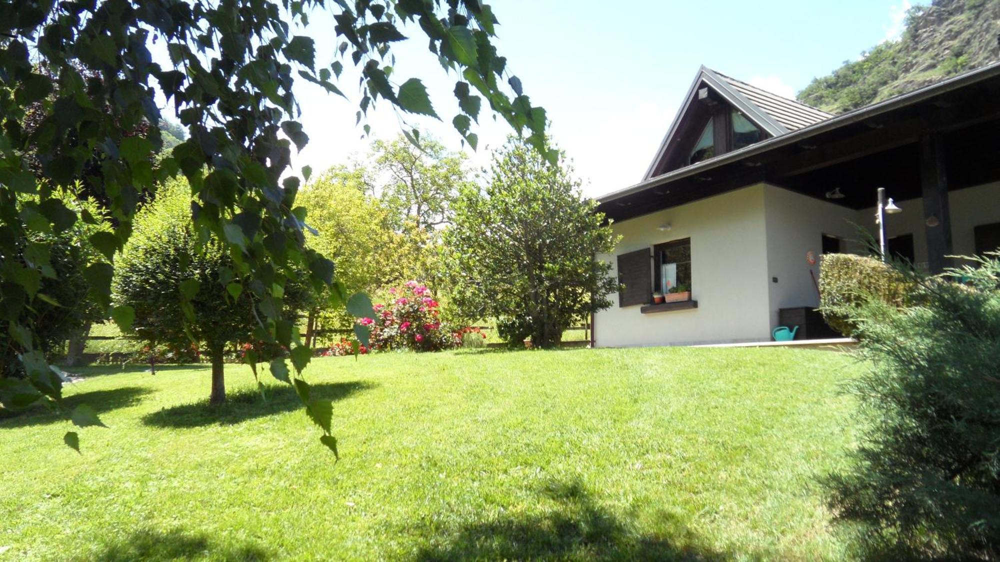 B&B Scotty & Co. Susa Ngoại thất bức ảnh